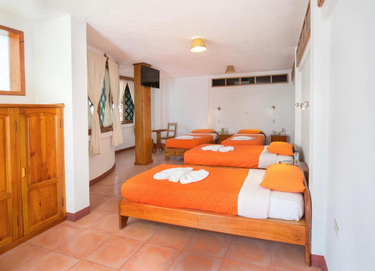 Hotel Mainao Puerto Ayora  Zewnętrze zdjęcie